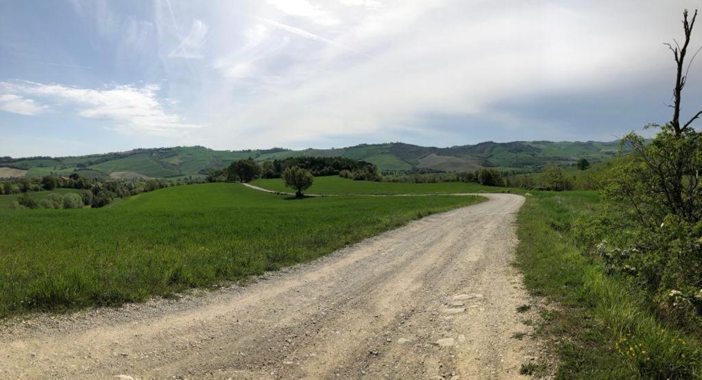 Agriturismo Molino Nuovo Кастель Сан Петро Терме Экстерьер фото